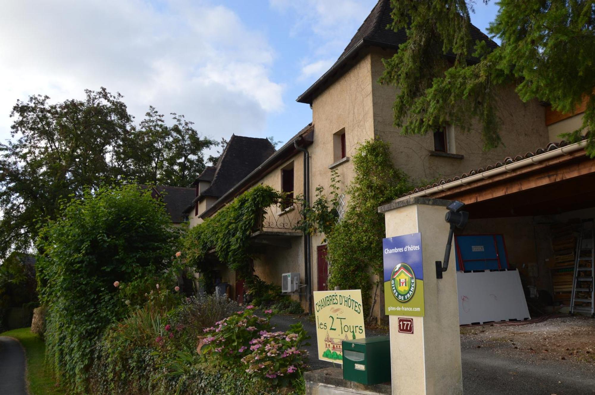 Les Deux Tours Bed and Breakfast Siorac-en-Périgord Eksteriør billede