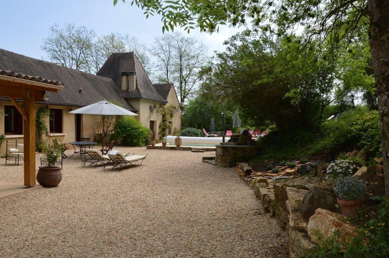 Les Deux Tours Bed and Breakfast Siorac-en-Périgord Eksteriør billede